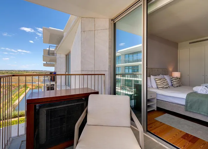 Appartamento Cond Bayline - Liro - - Gym - - Pool - Wifi - By Bedzy *