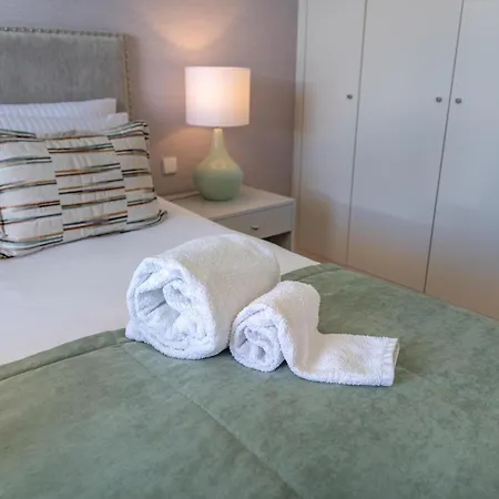 Cond Bayline - Liro - - Gym - - Pool - Wifi - By Bedzy Lägenhet